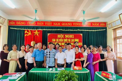 Hội nghị Cán bộ, viên chức, người lao động năm học 2024-2025